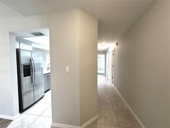 Building Photo - 73 Santarem Cir