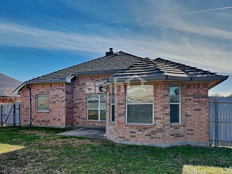 Building Photo - 209 Wenrick Dr