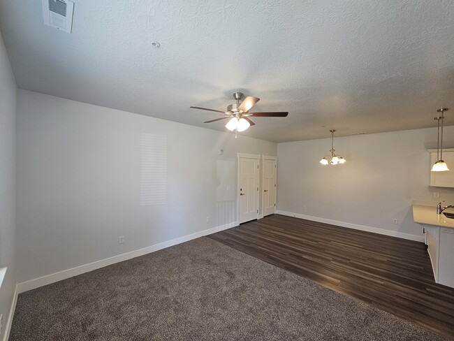 Building Photo - 13526 Maximus Dr