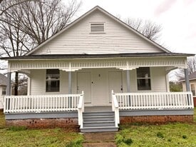 Building Photo - 8 4th St