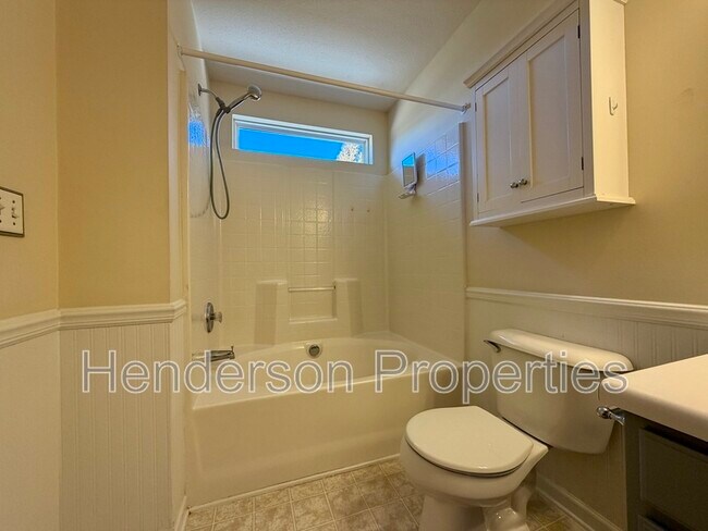 Building Photo - 14008 Lyon Hill Ln