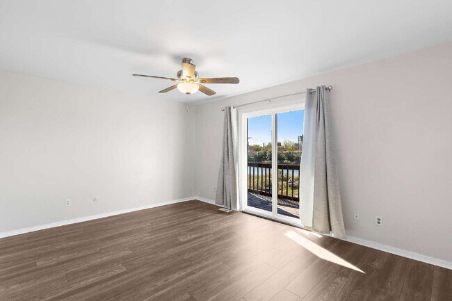 Building Photo - Little Blue in Ocean View