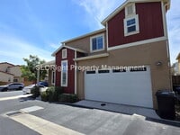 Building Photo - AVAILABLE NOW - 3 Bed/2.5 Bath Home located in Templeton Ranch