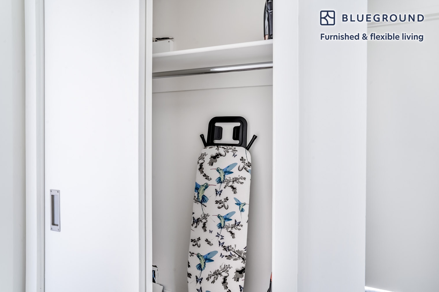 Building Photo - 520 W 43rd St