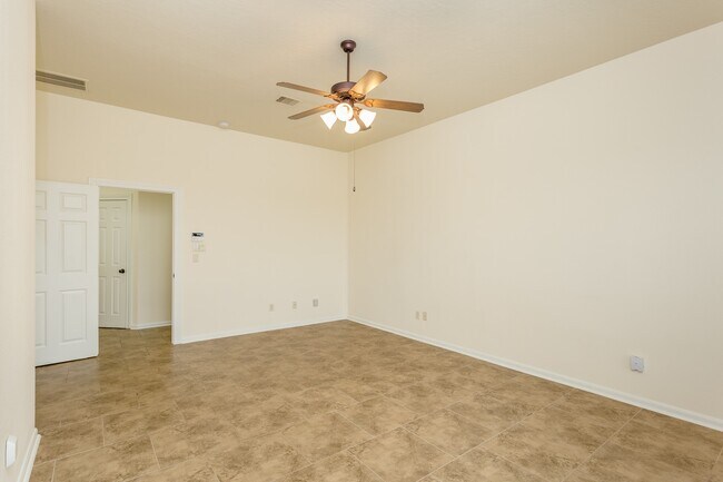 Building Photo - 9227 Mystic Falls Ln