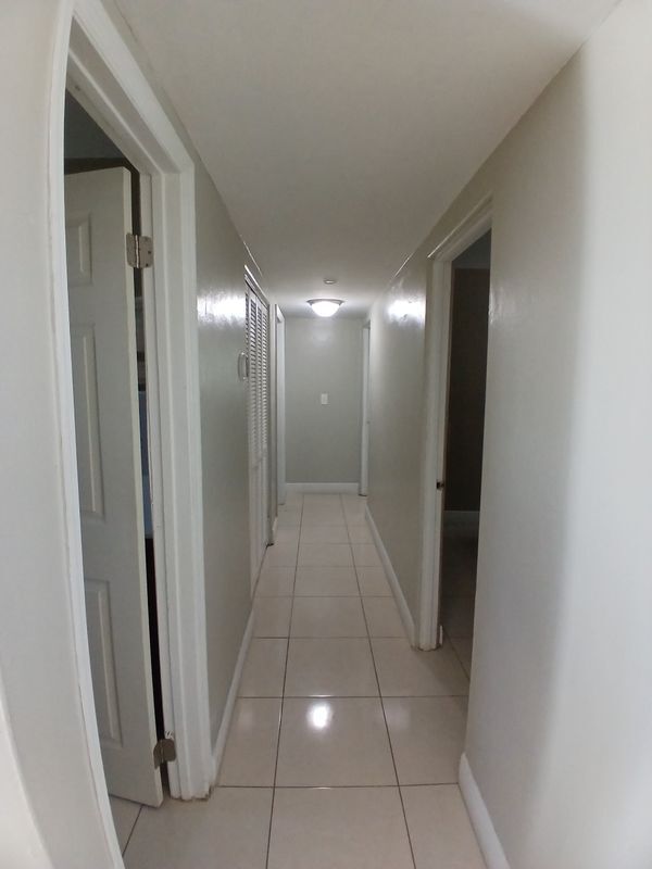 Building Photo - 19731 NW 4th Ave