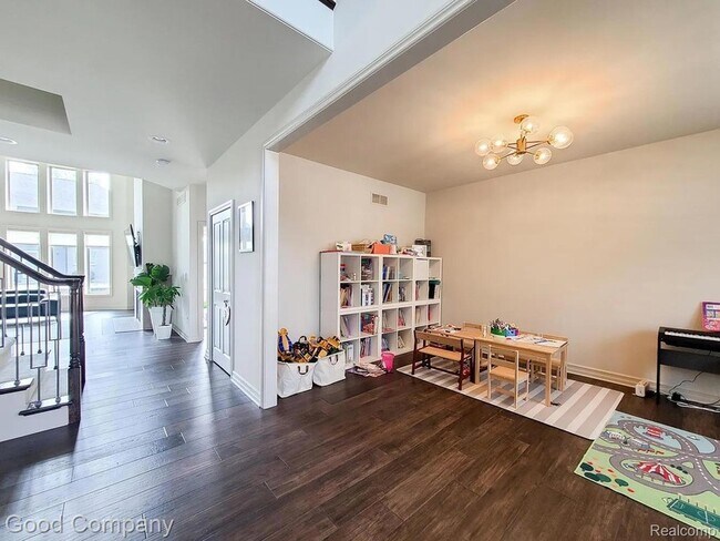 Building Photo - 5342 Rangemore Dr