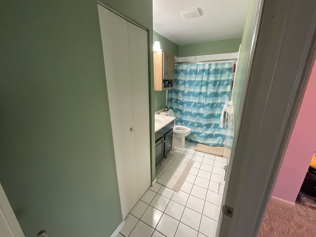 Building Photo - 1660 City View Dr
