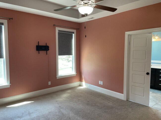 Building Photo - 1386 Arot Ct SW