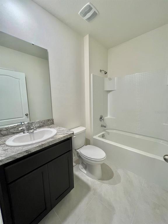 Building Photo - 308 Sofia Ln