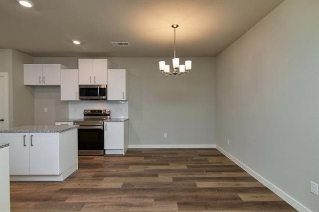 Building Photo - 729 Fallow Dr