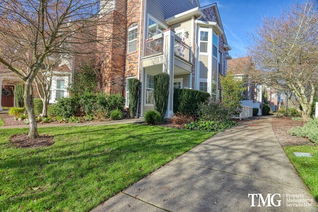 Building Photo - Spacious Ground-Level 2BD Condo with Garage & Resort-Style Amenities
