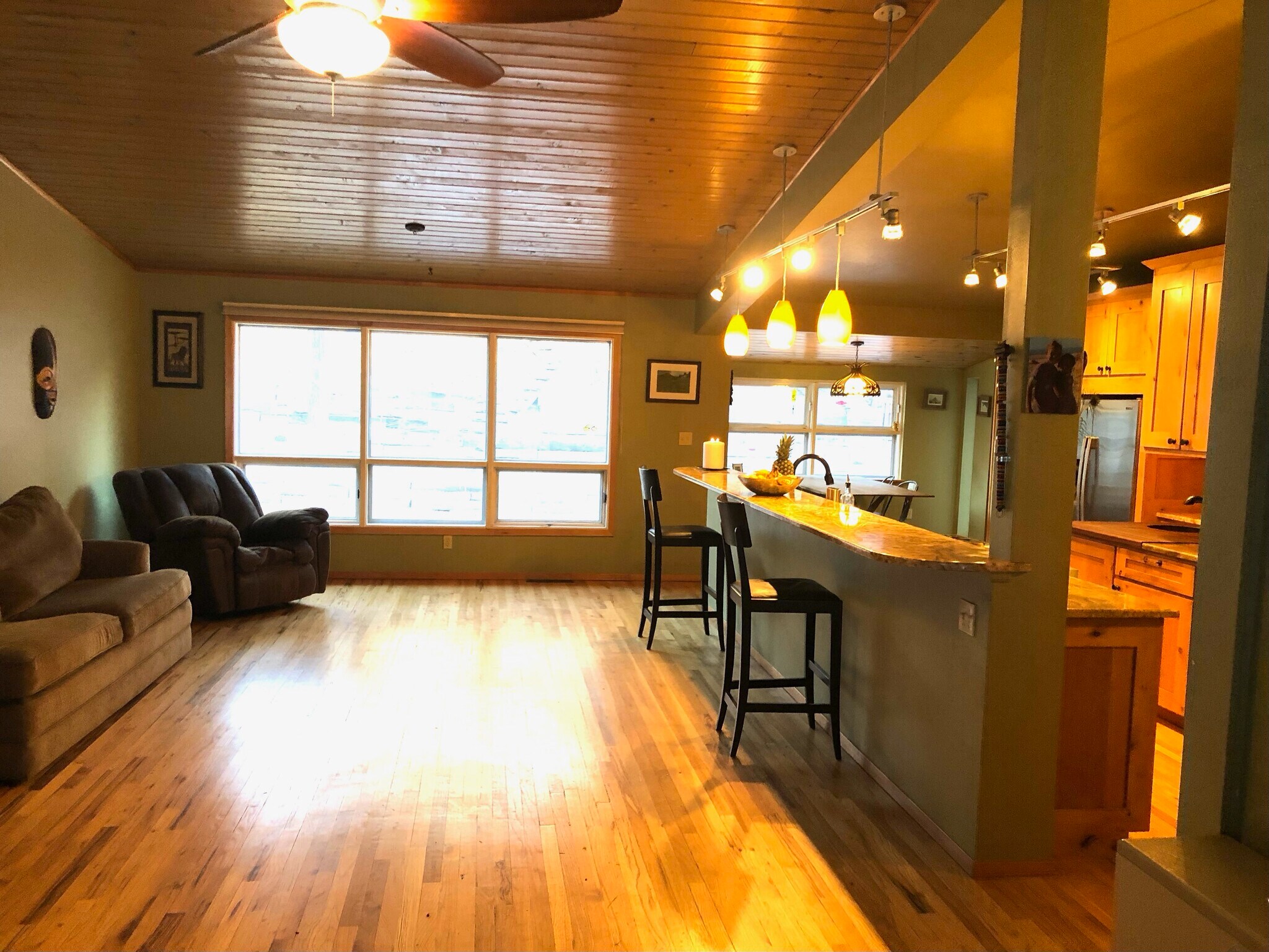 Building Photo - 923 Leyden St