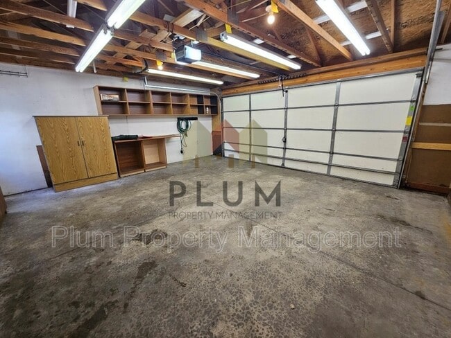 Building Photo - 1314 Bulwer St