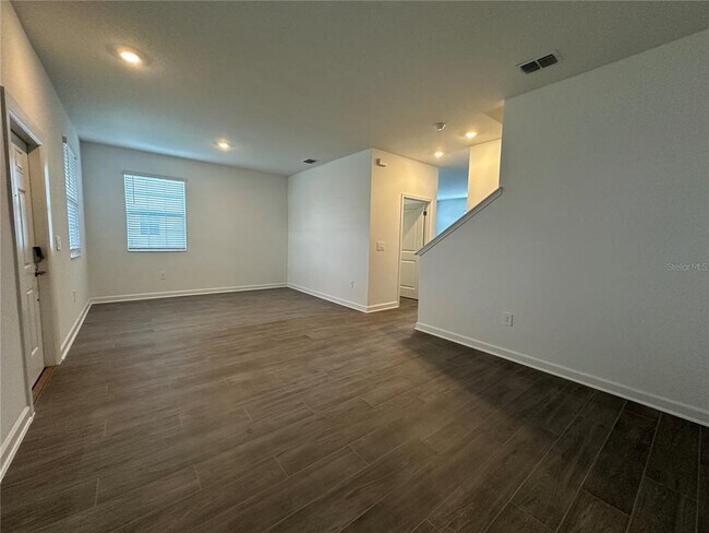 Building Photo - 3118 Addison Blvd