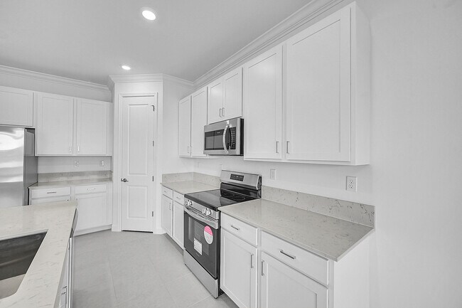 Building Photo - 3532 Angler Dr