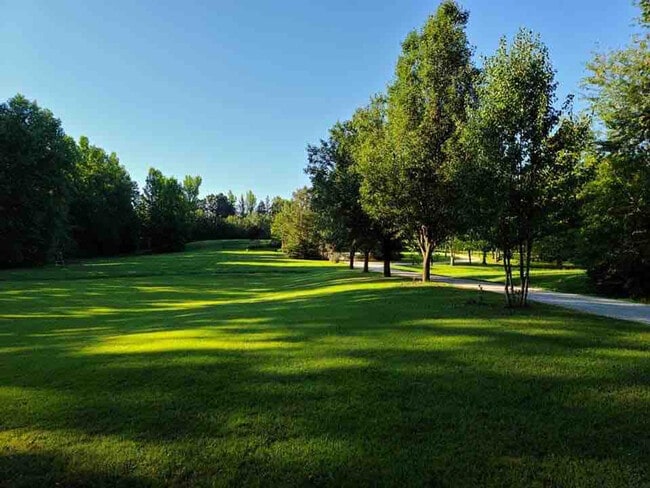 Building Photo - 175 Laveta Ln