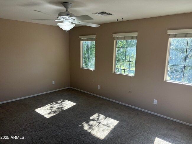 Building Photo - 4344 E Vest Ave