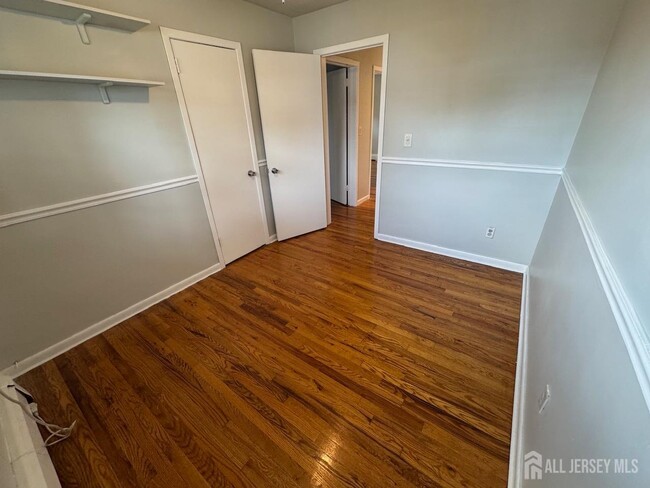 Building Photo - 1038 Kingsland Ln