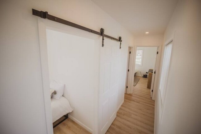 Building Photo - 104 Northside Dr