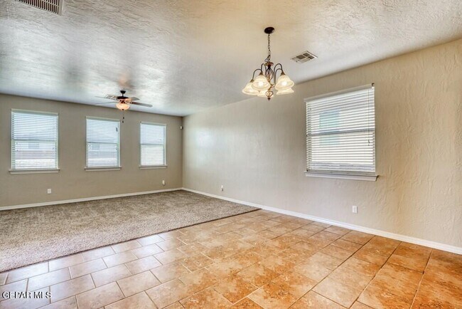 Building Photo - 13272 Emerald Glen St
