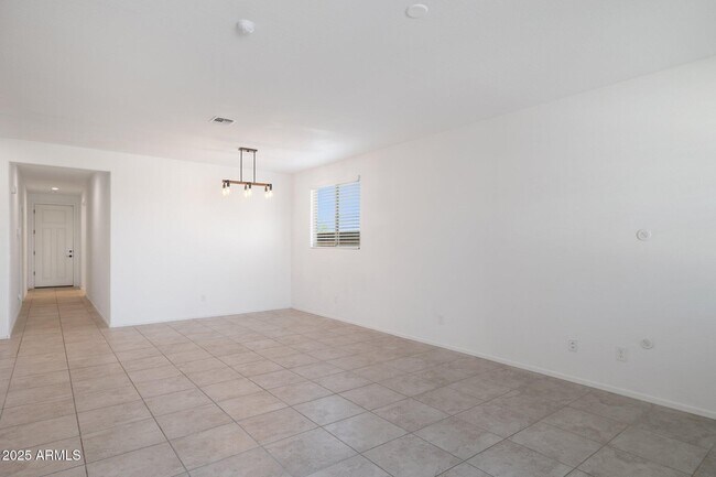 Building Photo - 23012 N 178th Ln