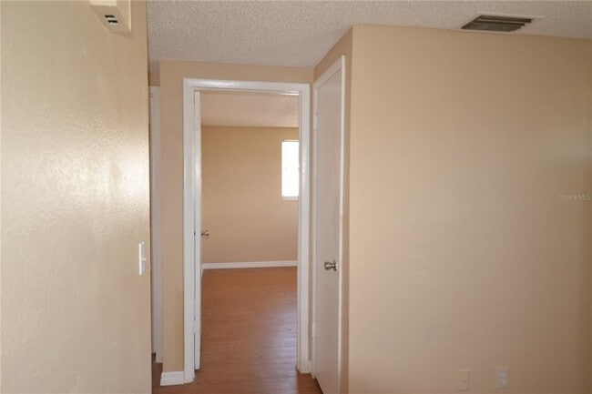 Building Photo - 2143 Chatlin Rd