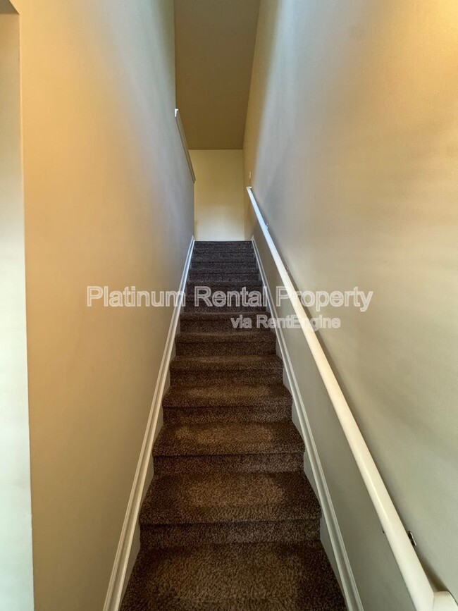 Building Photo - 3343 Blue Springs Walk