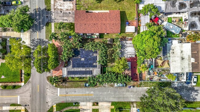 Building Photo - 1110 N 58th Ave
