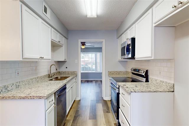 Building Photo - 14147 Misty Meadow Ln