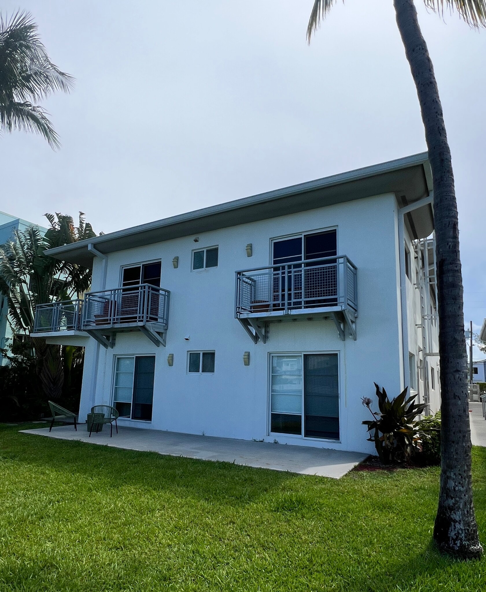 Building Photo - 6905 Bay Dr