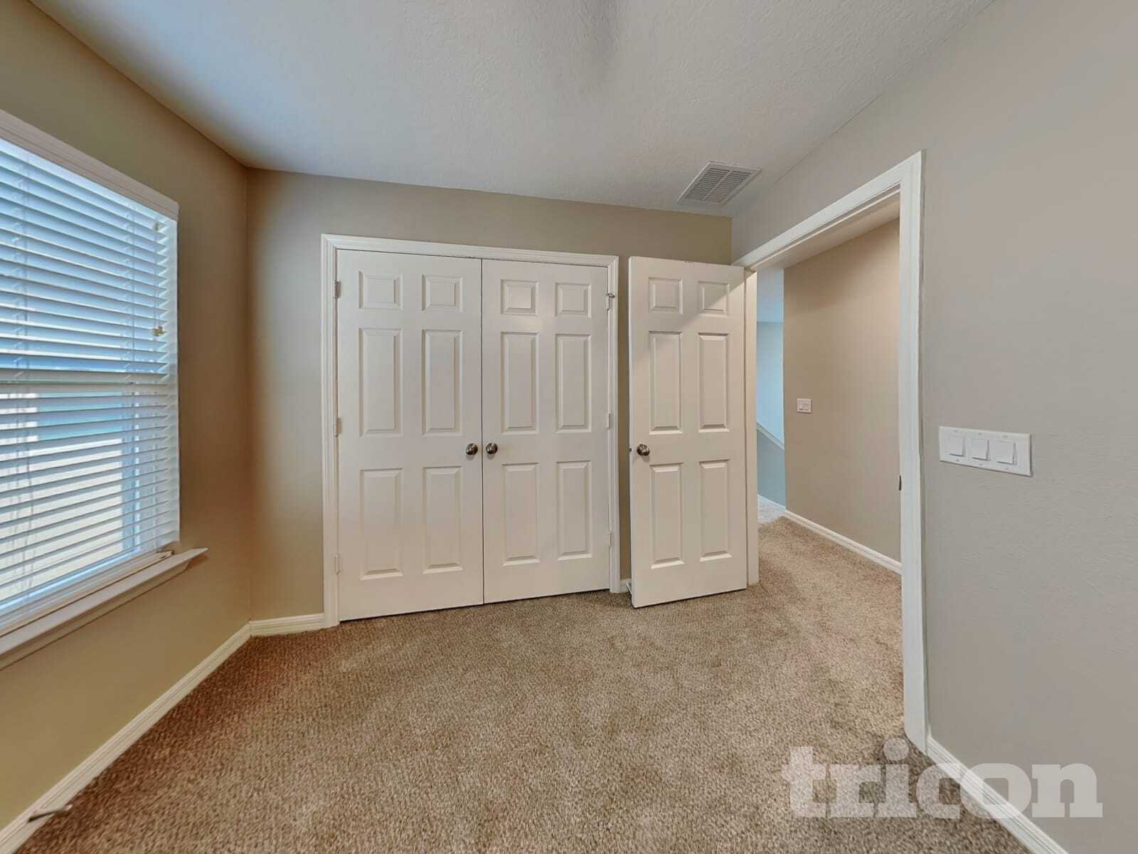 Building Photo - 282 Aberdeen St