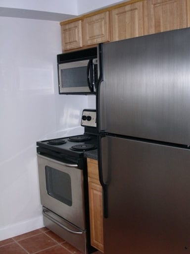 Building Photo - 342 4th St