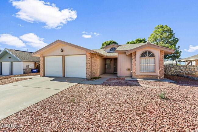 Primary Photo - 11781 Jennifer Dr