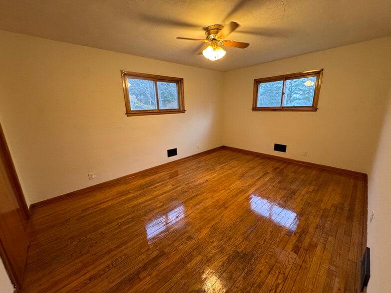 Building Photo - 232 Boswell Hill Rd