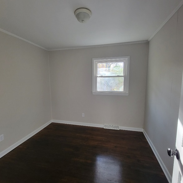 Building Photo - 15016 Courthouse Rd