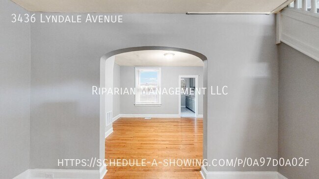 Building Photo - Fully Renovated & Fenced Backyard!