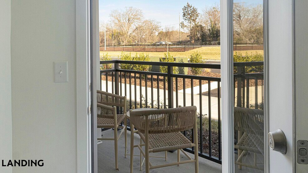 Building Photo - 2110 Birkhall St