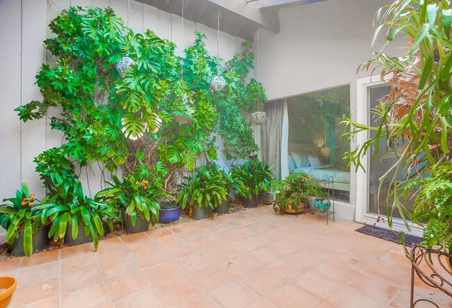 Building Photo - Modern Ocean View Home in La Jolla 4 Bed, 3 Bath