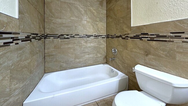 Building Photo - 4041 67th Ave N