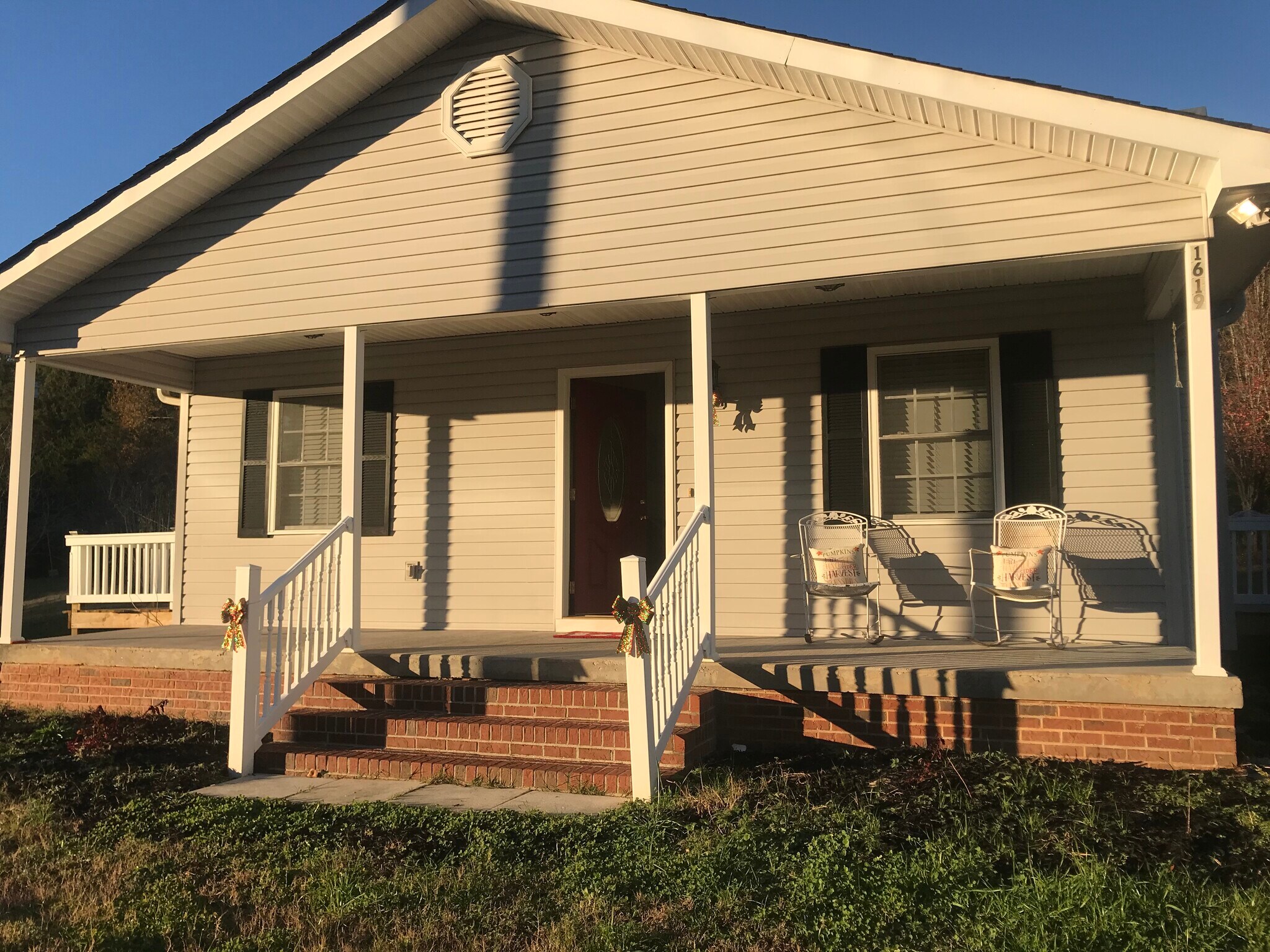 Rocking Chair Front Porch - 1619 Cedar Rock Church Rd