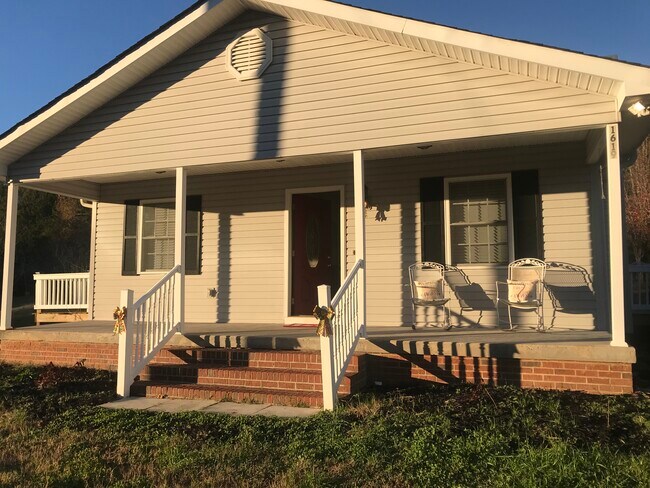 Rocking Chair Front Porch - 1619 Cedar Rock Church Rd