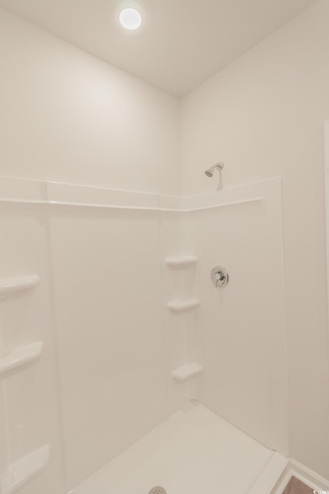 Building Photo - 1375 Speedway St