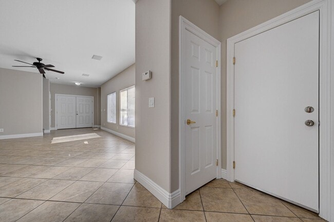 Building Photo - NORTHWEST - 2 STORY HOME - 89149