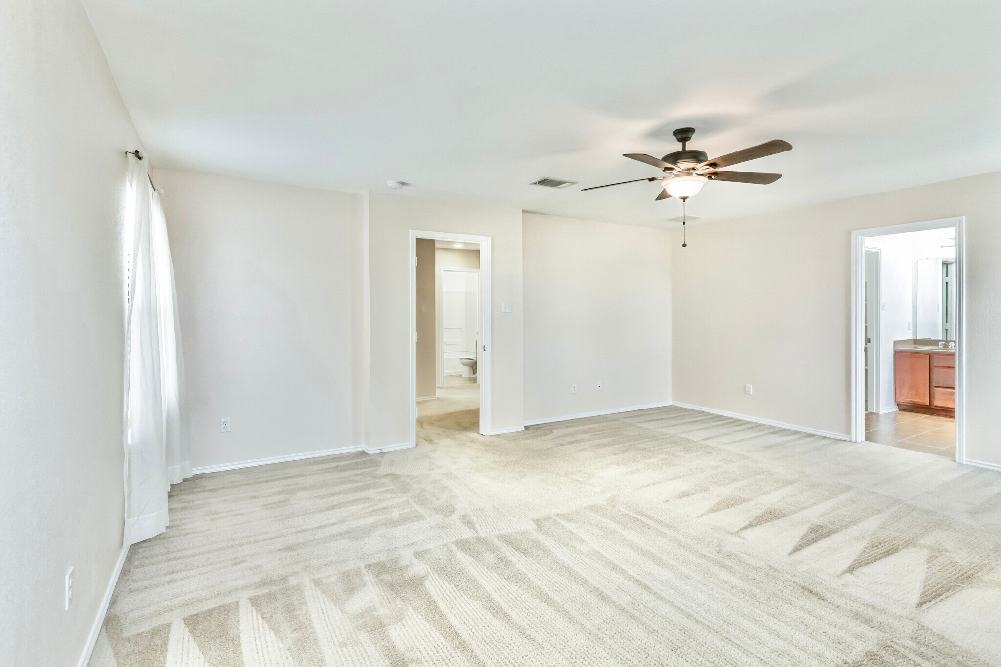 Building Photo - 9147 Sage Loop Ct