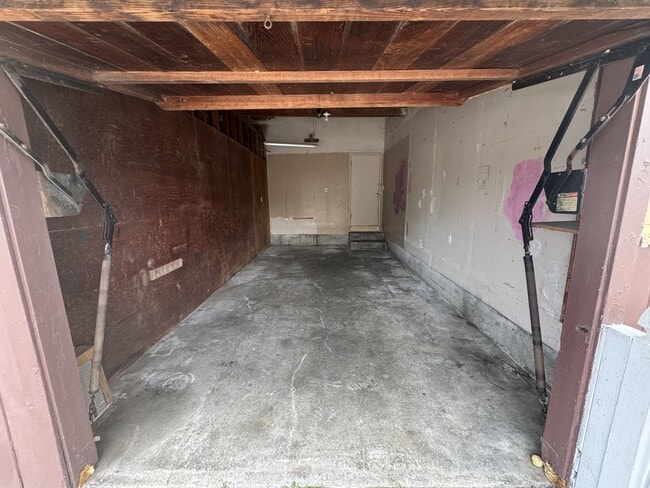 Building Photo - 11300 Pajaro St