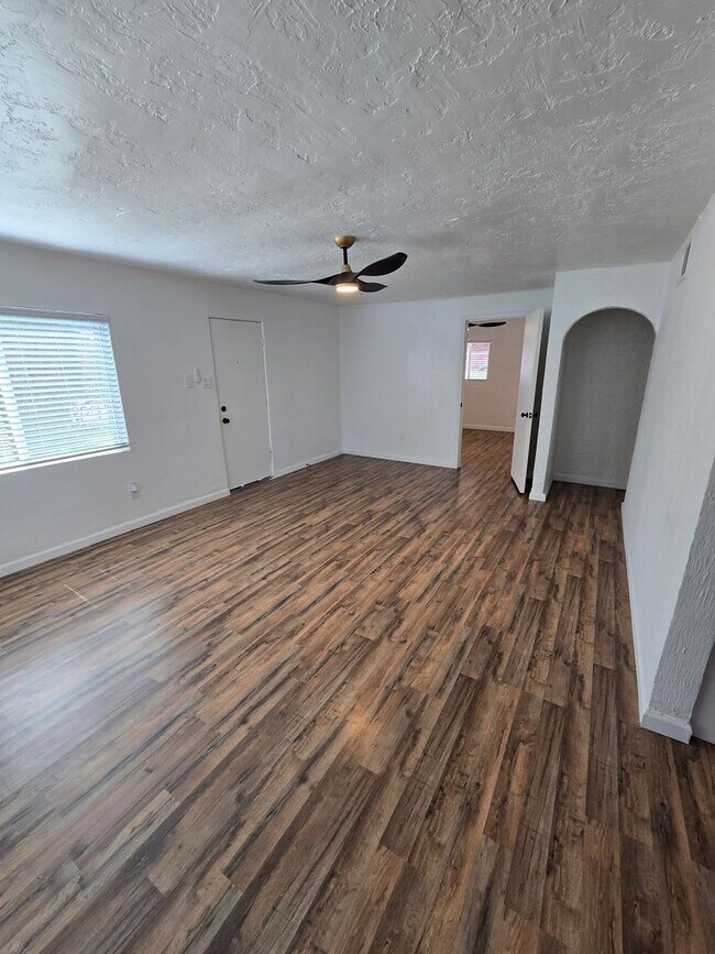 Building Photo - North Valley Home for Rent