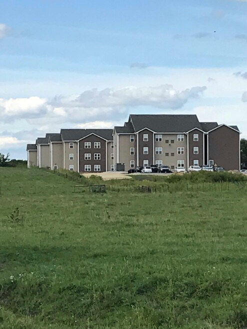 Building Photo - 825 Kirkwood Pkwy SW