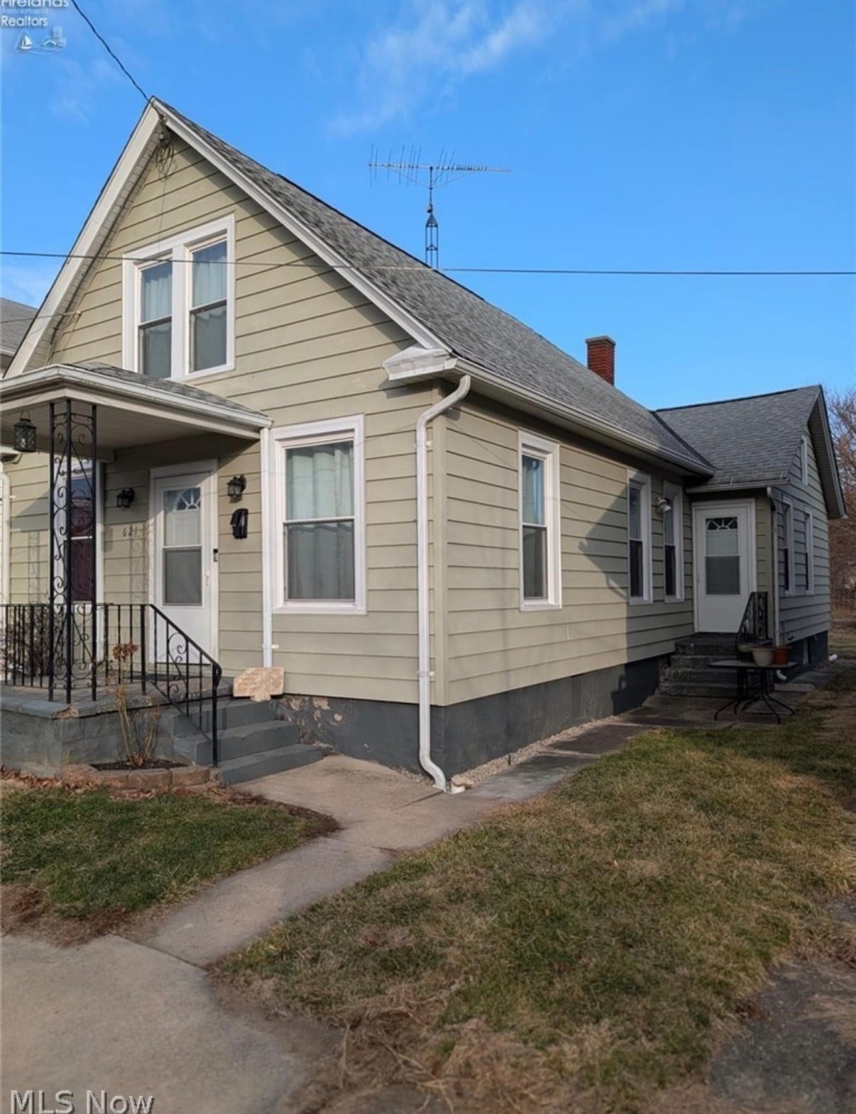 Building Photo - 621 Reese St