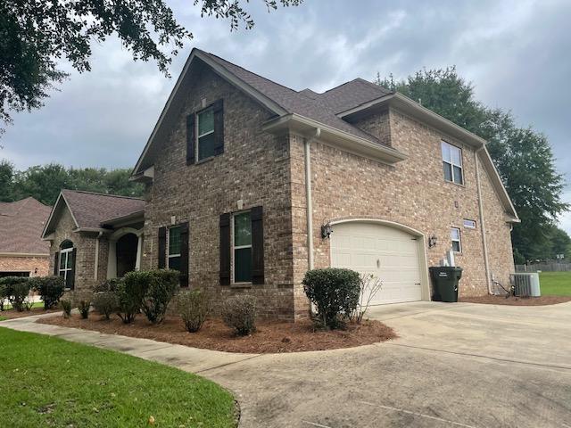 Building Photo - 2102 Hiwassee Dr